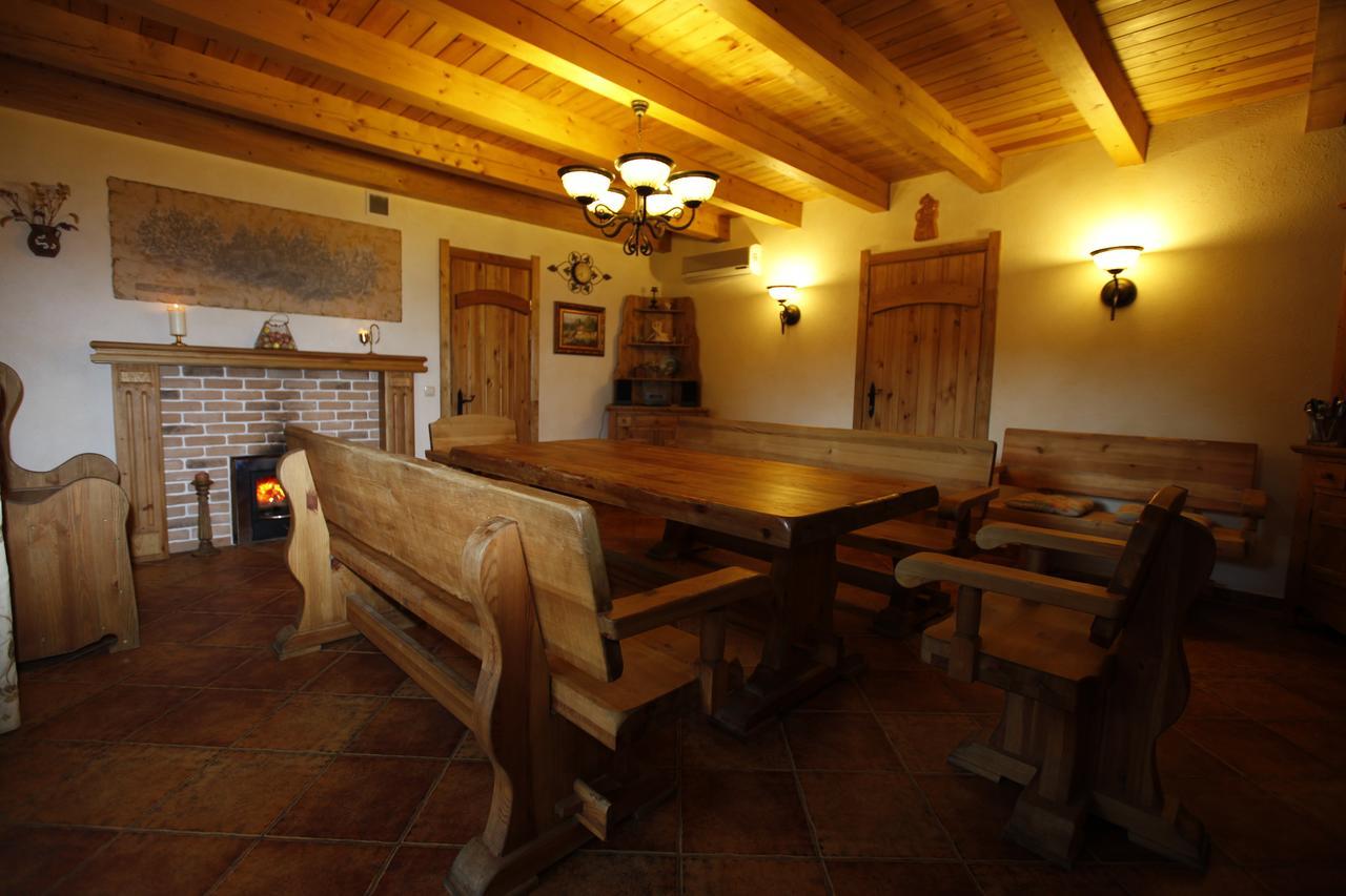 Usadba Bogach Hotel Kobryn Bilik gambar